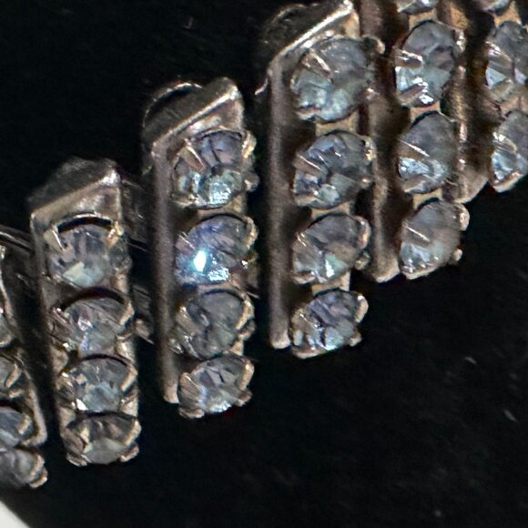 Vintage Watchband Blue Rhinestone Bracelet - Picture 9 of 10